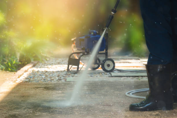 Best Graffiti Removal  in Menifee, CA
